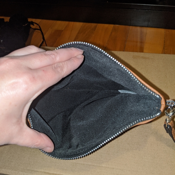 Small Bag - Picture 2 of 3